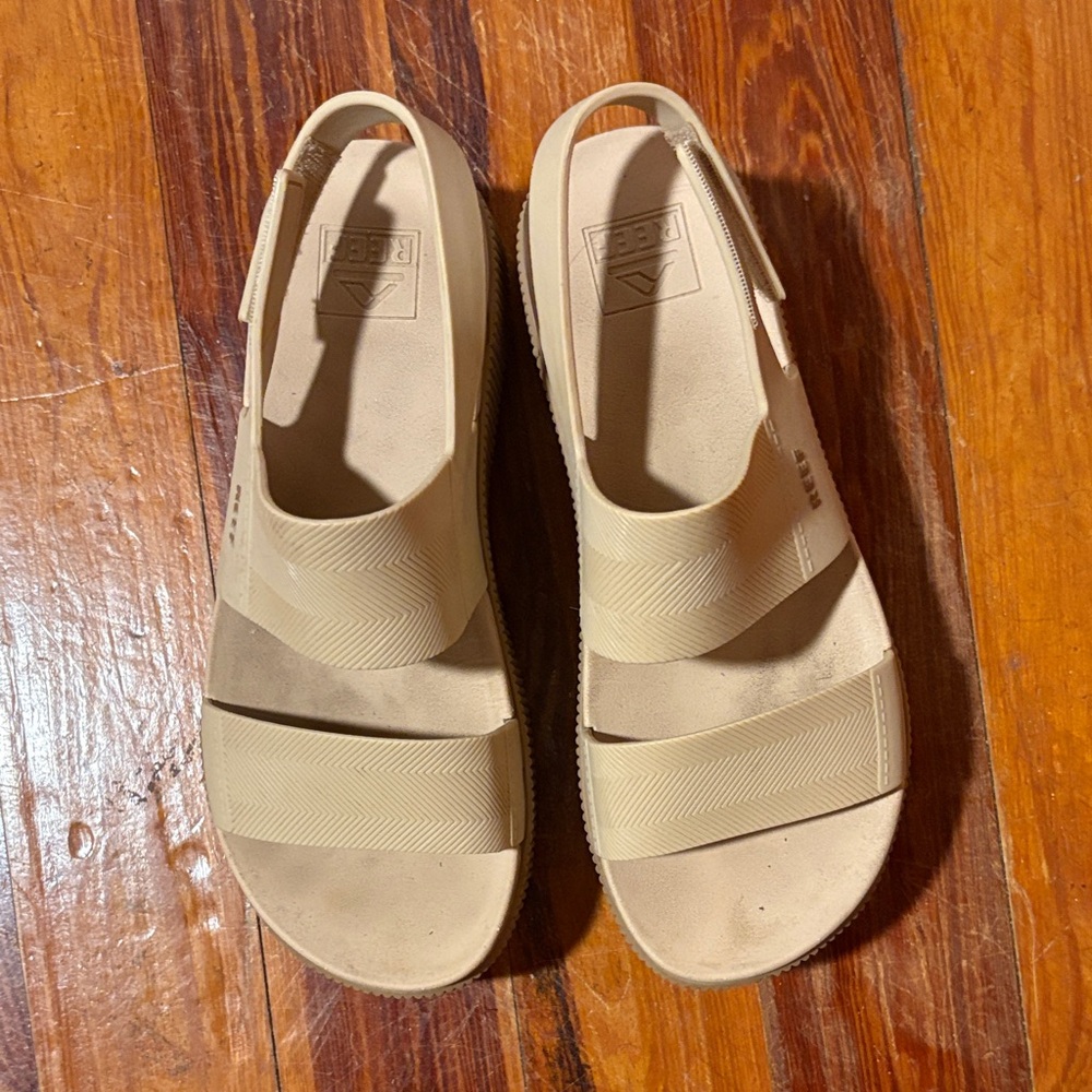 Reef platform Sandals